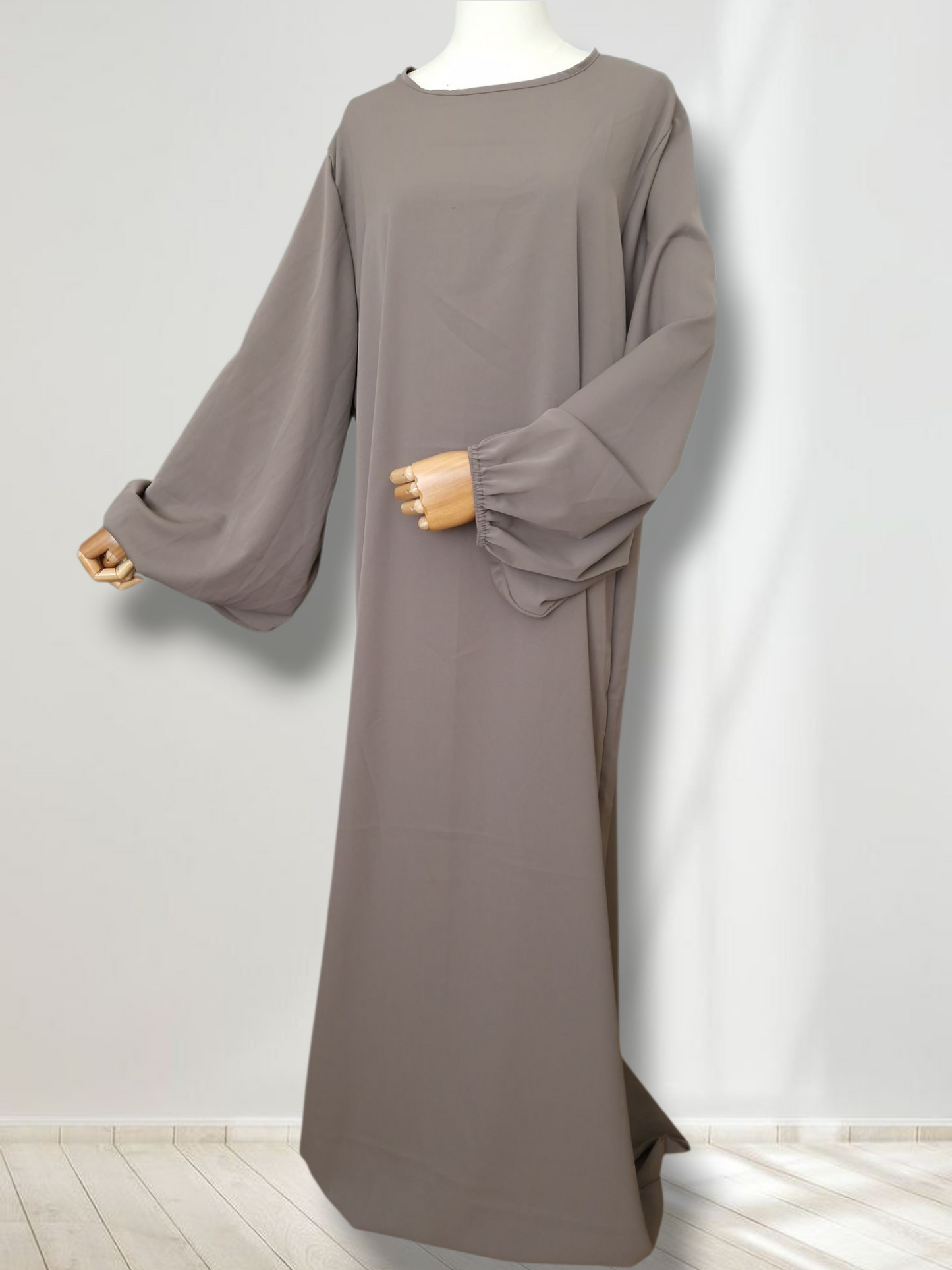 Abaya Nisa+